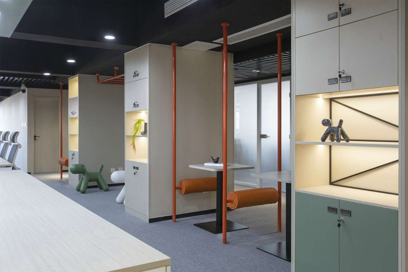 郑州办公室装修的办公区域怎么设计? 郑州办公室装修的办公区域怎么设计?