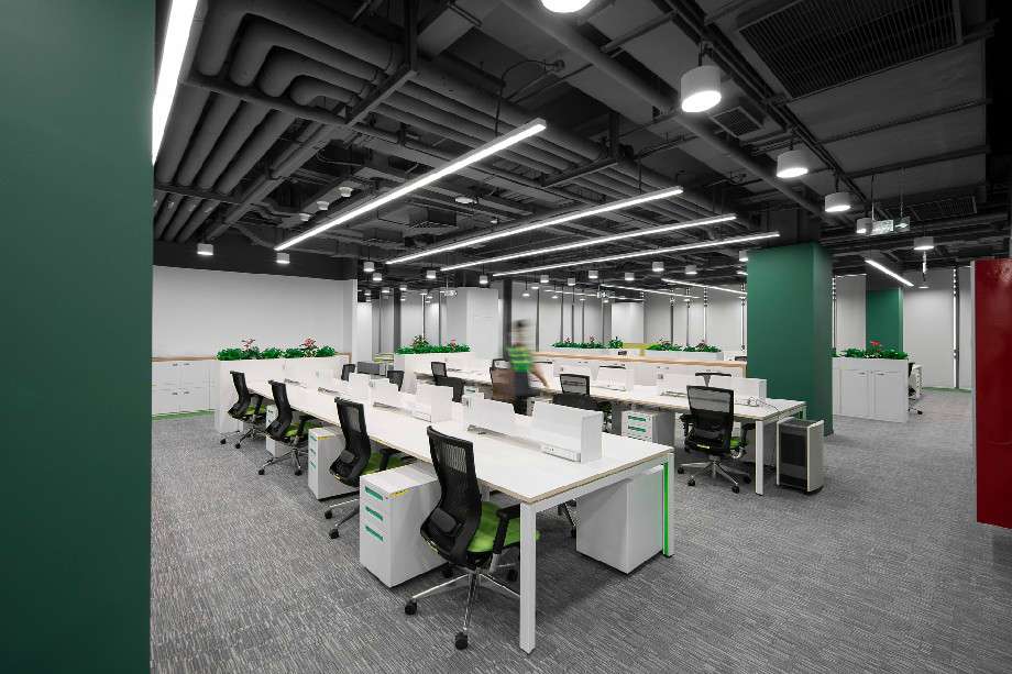 工业风办公室设计的现代化呈现方式