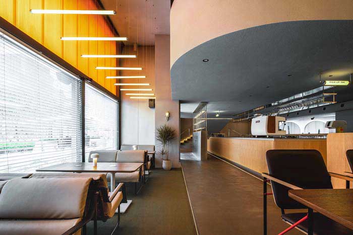 350m2郑州东区西餐厅设计效果图