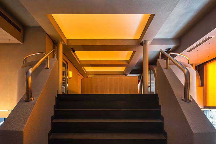 350m2郑州东区西餐厅设计效果图