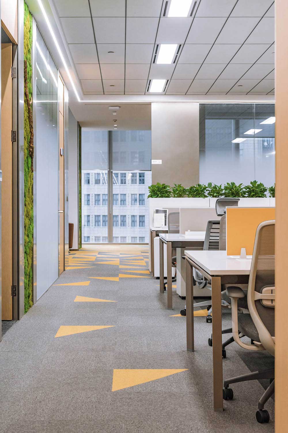 950平方郑州办公室装修施工效果图