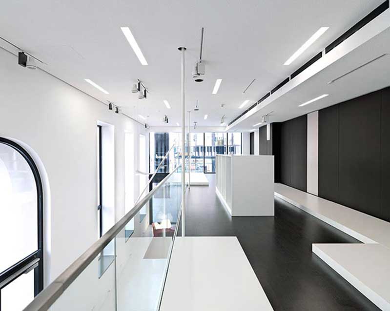 现代时尚1600平米办公室装修效果图