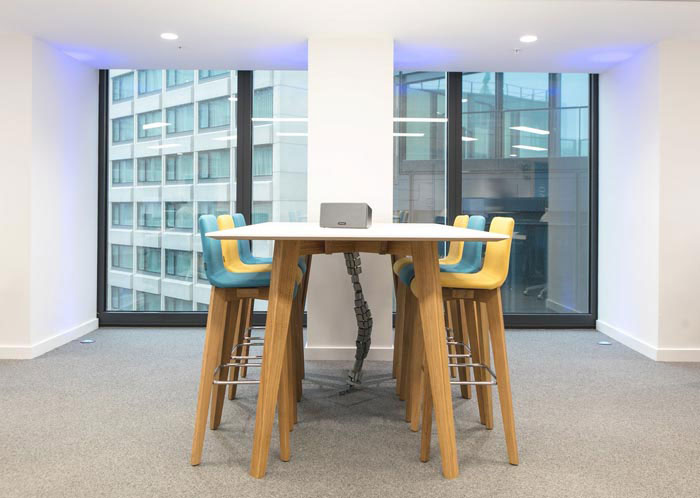 郑州金水区办公室装修IT公司装修效果图