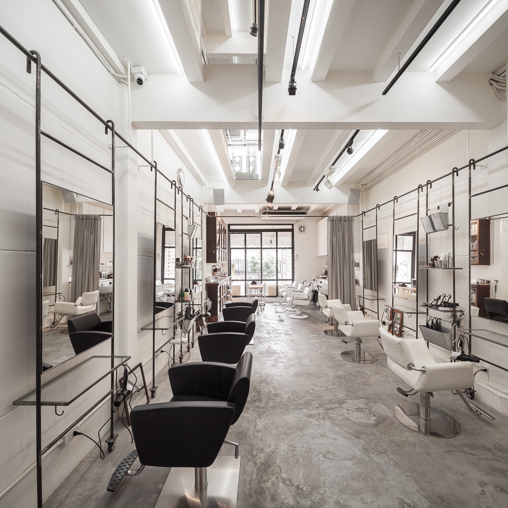 90平米理发店装修设计效果图