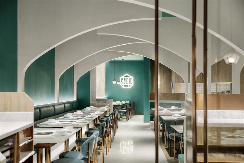 300平米椰子鸡火锅店设计效果图