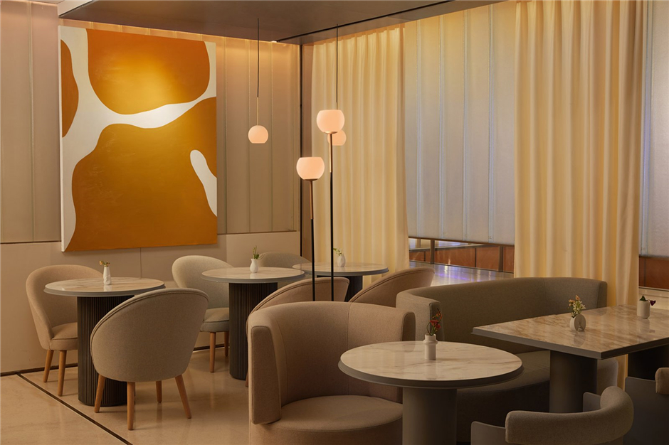 135平米轻奢咖啡甜品店装修设计效果图