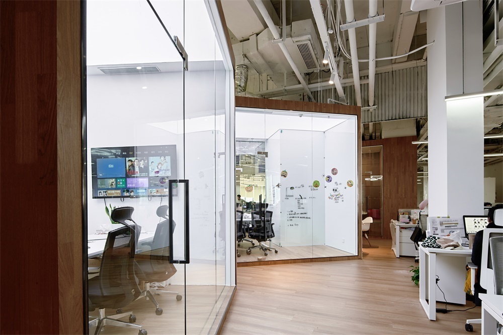 230平米现代办公室装修设计效果图