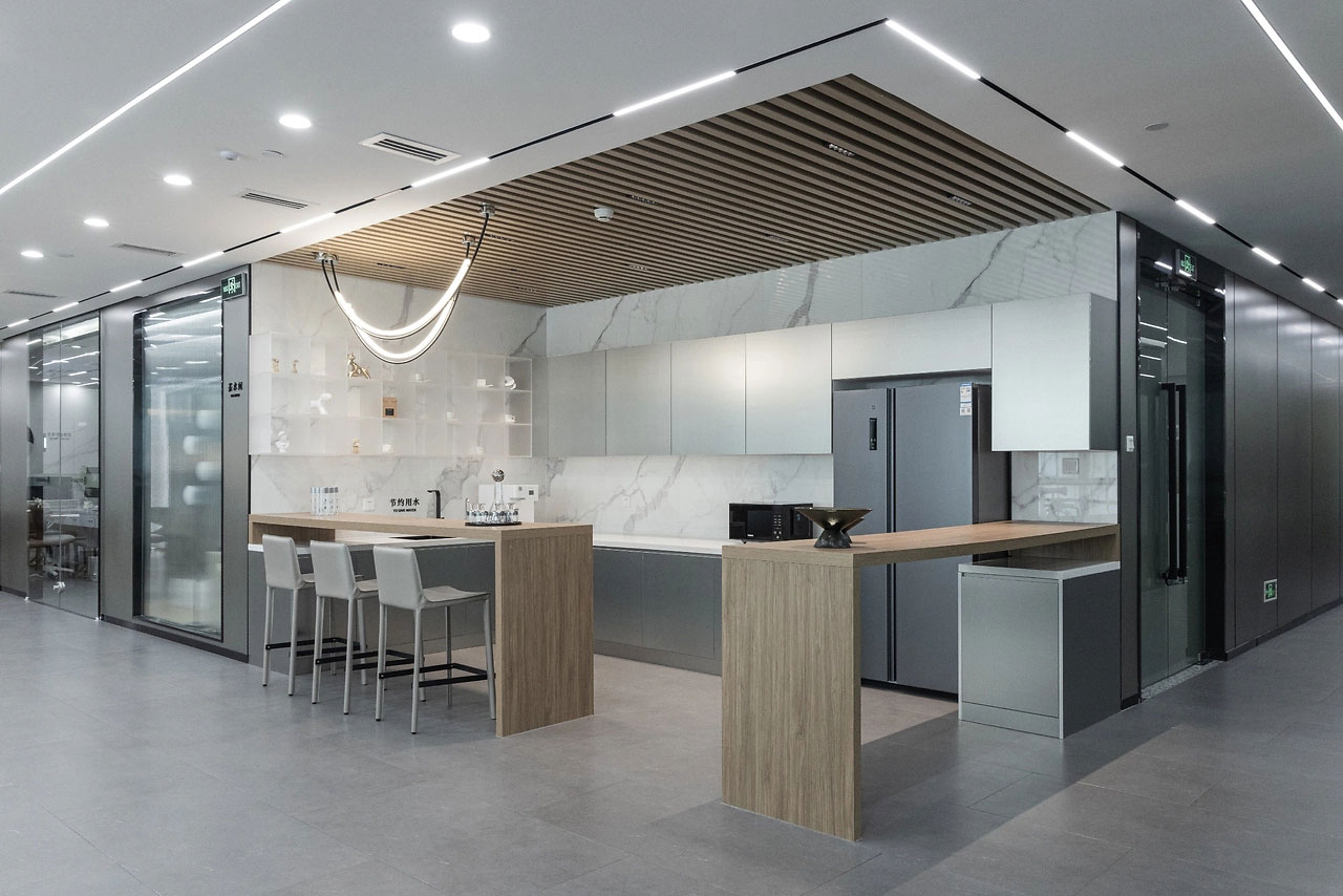 305平米郑州办公室装修设计效果图