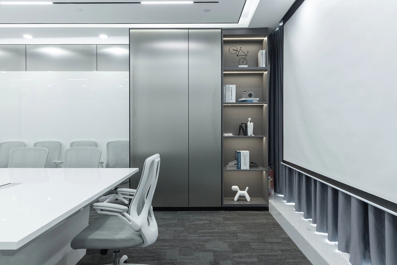 305平米郑州办公室装修设计效果图