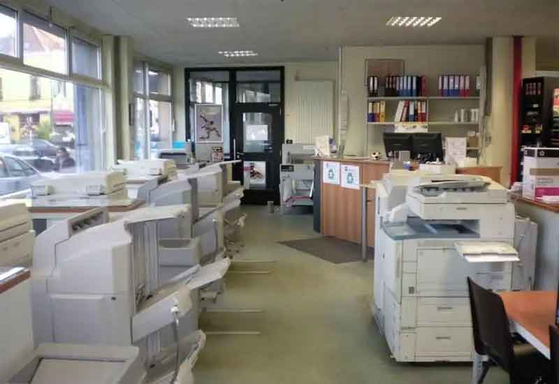 郑州打印复印店装修：高效工作区与客户等待区规划