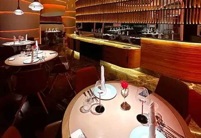 郑州高端西餐厅装修:奢华氛围与优雅格调营造