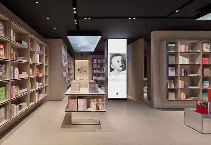 郑州专卖店装修：无障碍通道的地面防滑处理