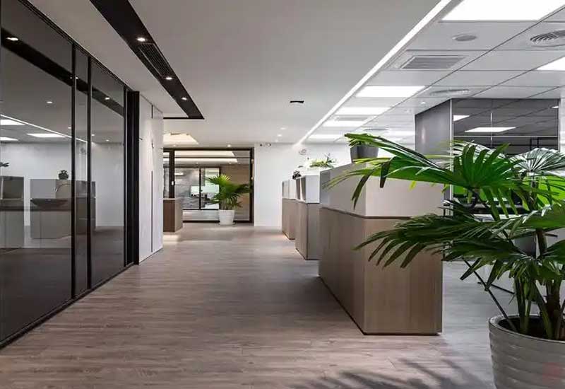 郑州写字楼装修设计的照明方案：不同区域的灯光选择