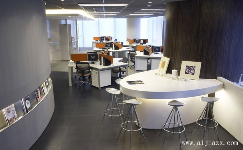 简单大方的办公室装修效果图
